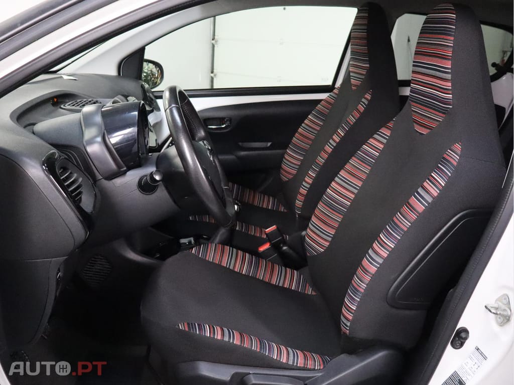 Citroen C1 1.0 VTi 72 SHINE