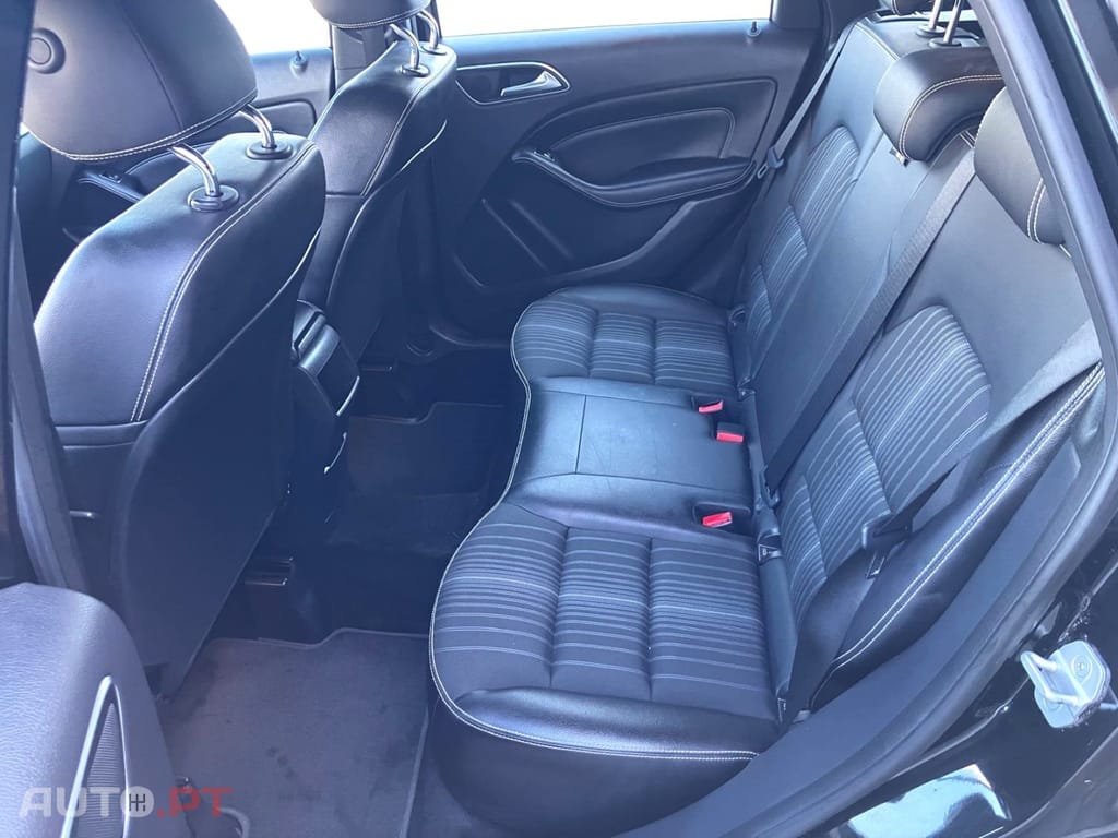 Mercedes-Benz B 180 7G-DCT Edition