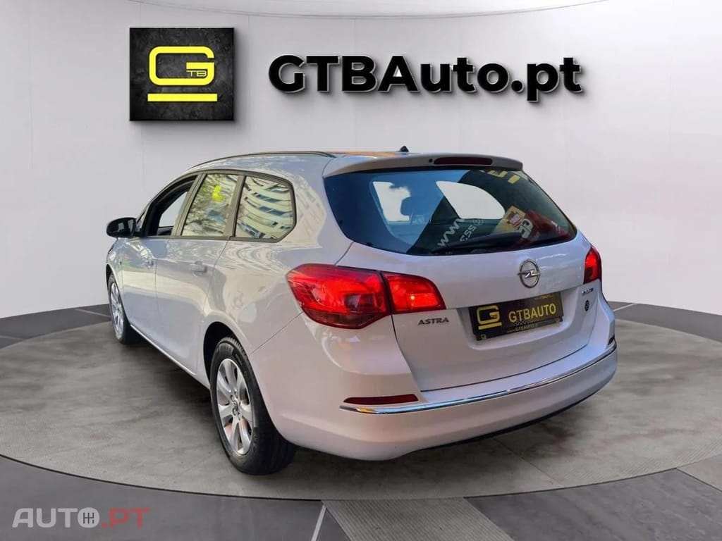 Opel Astra Sports Tourer 1.3 CDTI SPORT 