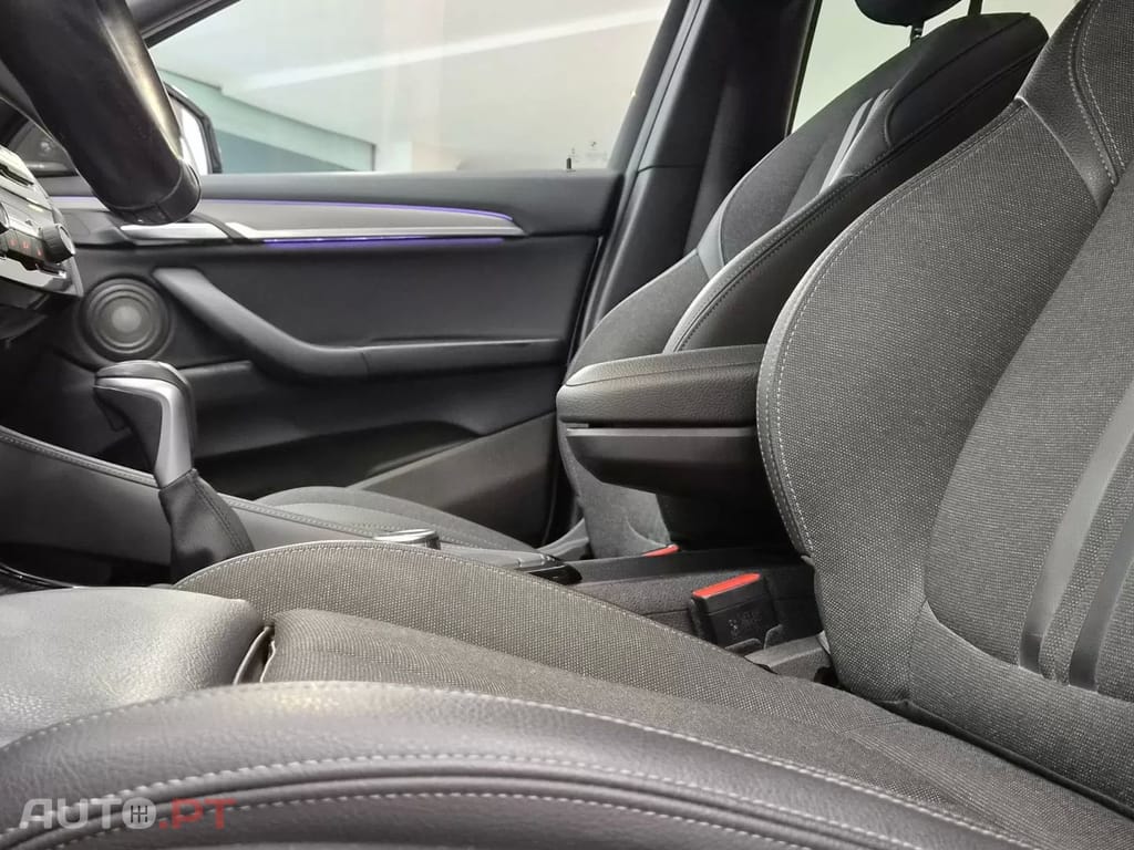 BMW X2 25 e xDrive Pack M