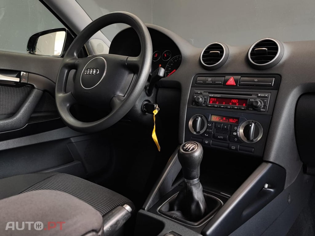 Audi A3 2.0TDI NACIONAL 1 DONO