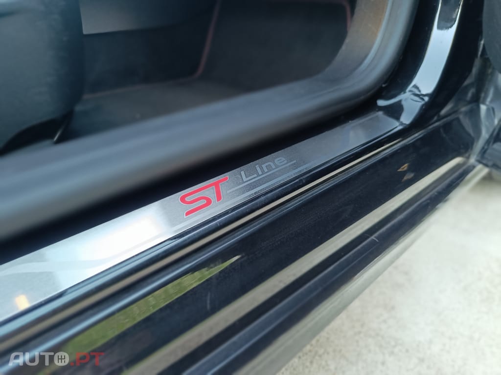 Ford Focus SW 1.0 EcoBoost MHEV (155CV) ST-Line X - Nacional