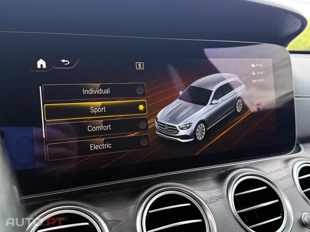 Mercedes-Benz E 300 de T 9G-TRONIC AMG Line