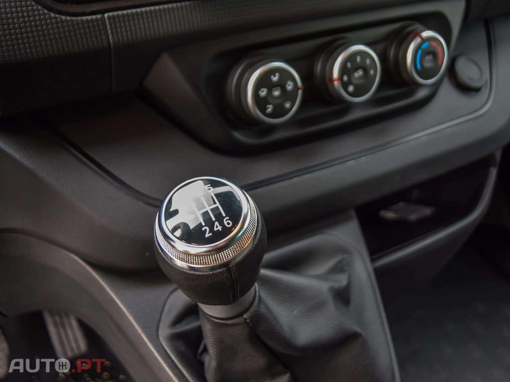 Renault Trafic 2.0 Blue dCi L2 Grand SpaceClass