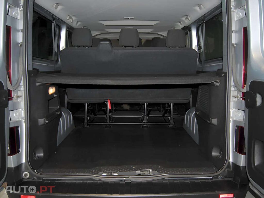 Renault Trafic 2.0 Blue dCi L2 Grand SpaceClass