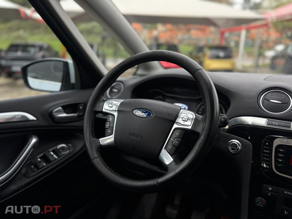 Ford S-Max 2.0 TDCi Titanium 7L