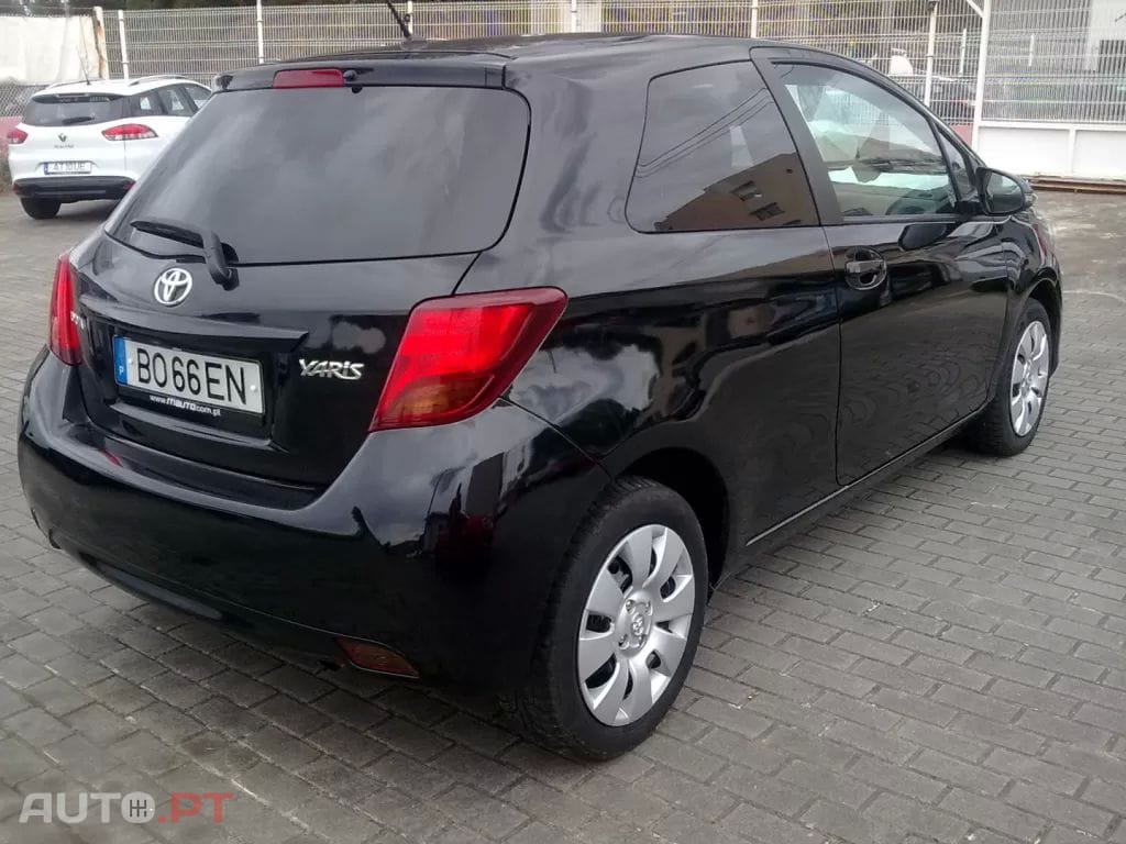 Toyota Yaris 1.0 VVT-i ACtive+AC