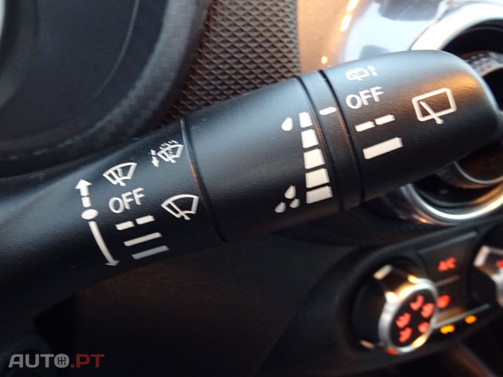 Nissan Juke 1.0 DIG-T N-Connecta