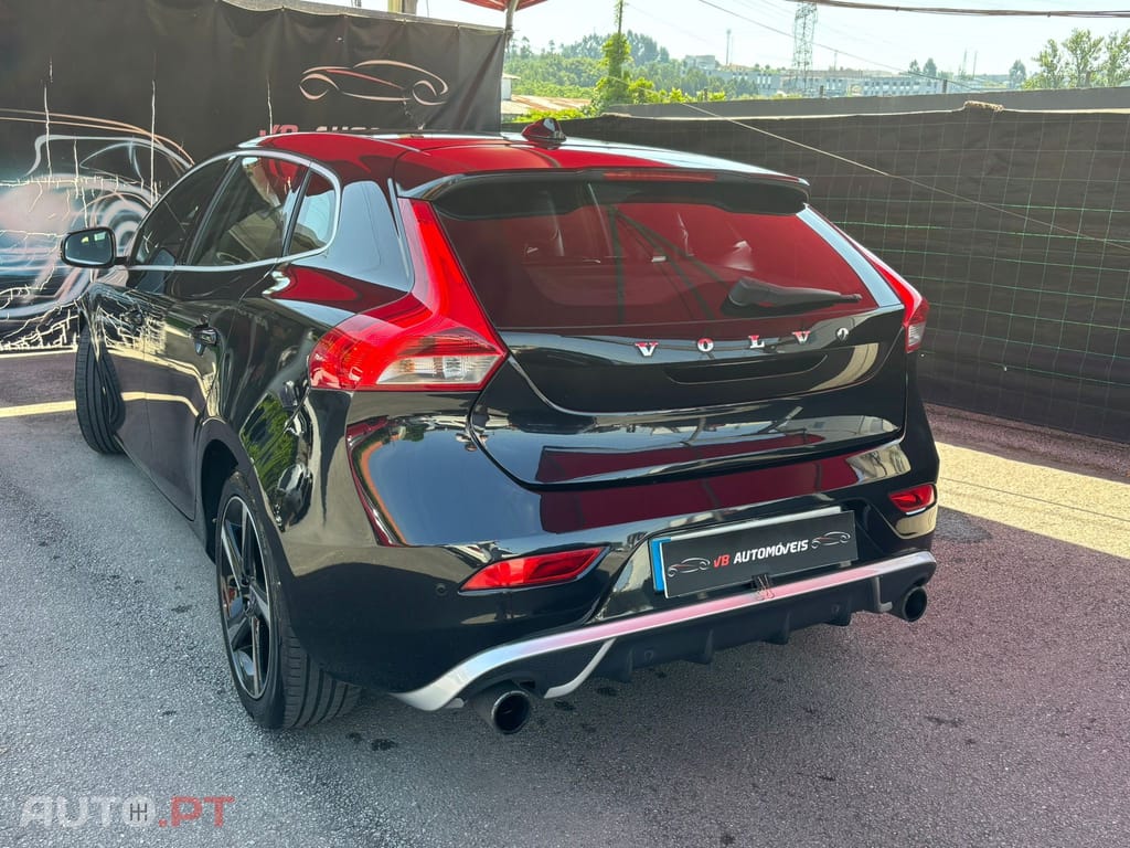 Volvo V40 1.6 D2 R-Design