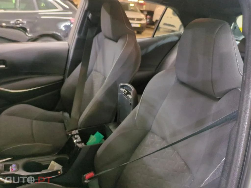 Toyota Corolla 1.8 Hybrid Comfort
