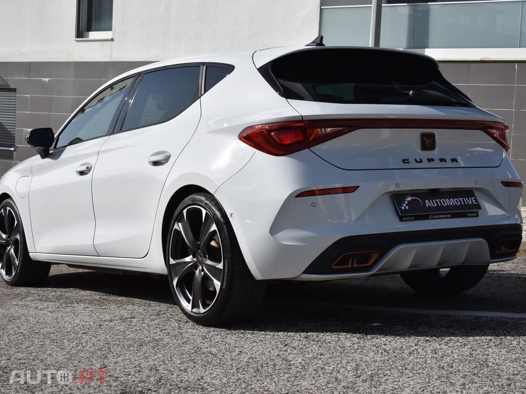 Cupra Leon 1.4 e-Hybrid Cupra DSG VZ