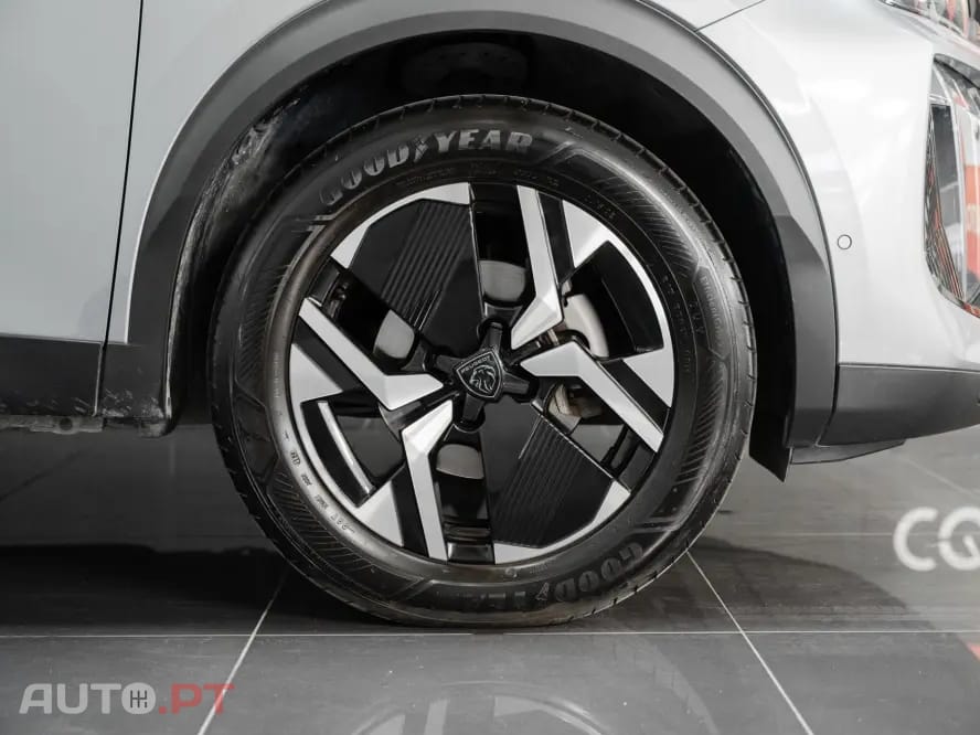 Peugeot 2008 1.2 PureTech Allure