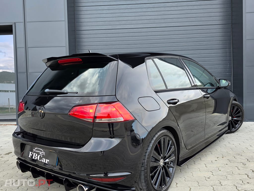 Volkswagen Golf LooK GTI