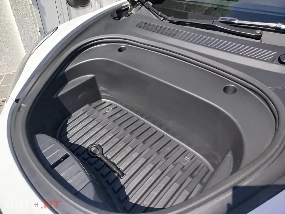 Tesla Model 3 Long Range Tração Integral