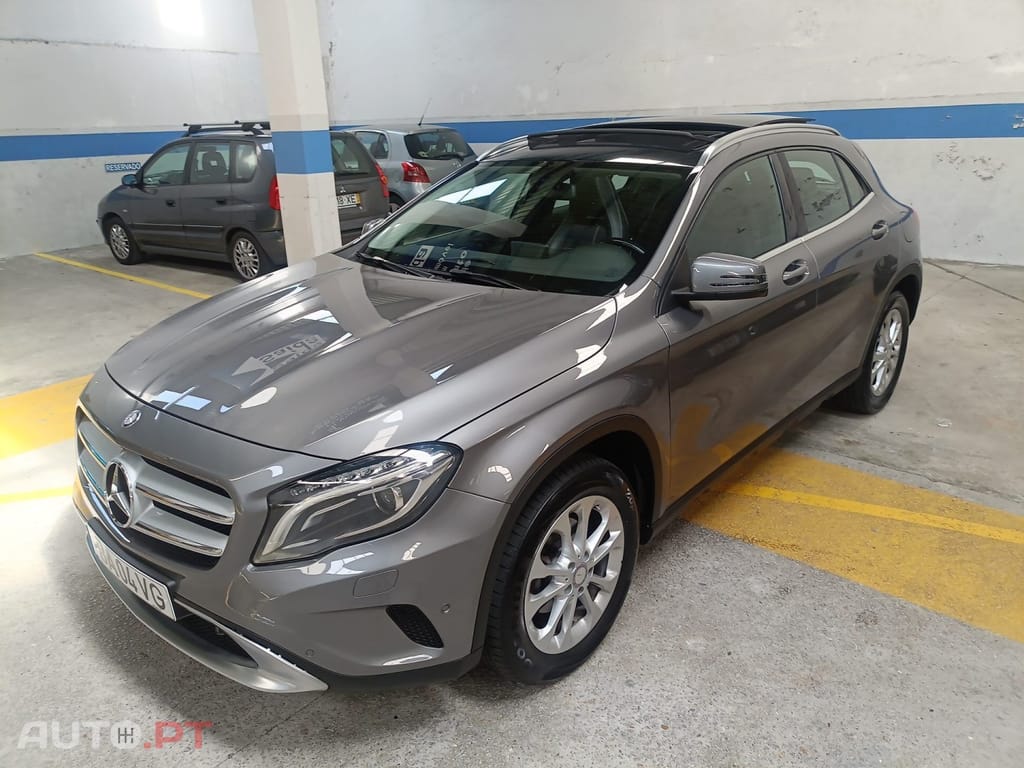 Mercedes-Benz GLA 200 (CDI) d 4Matic 7G-DCT