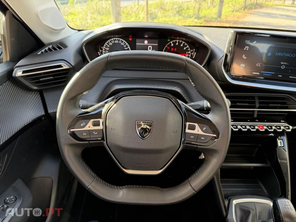 Peugeot 208 PureTech 75 Allure Pack