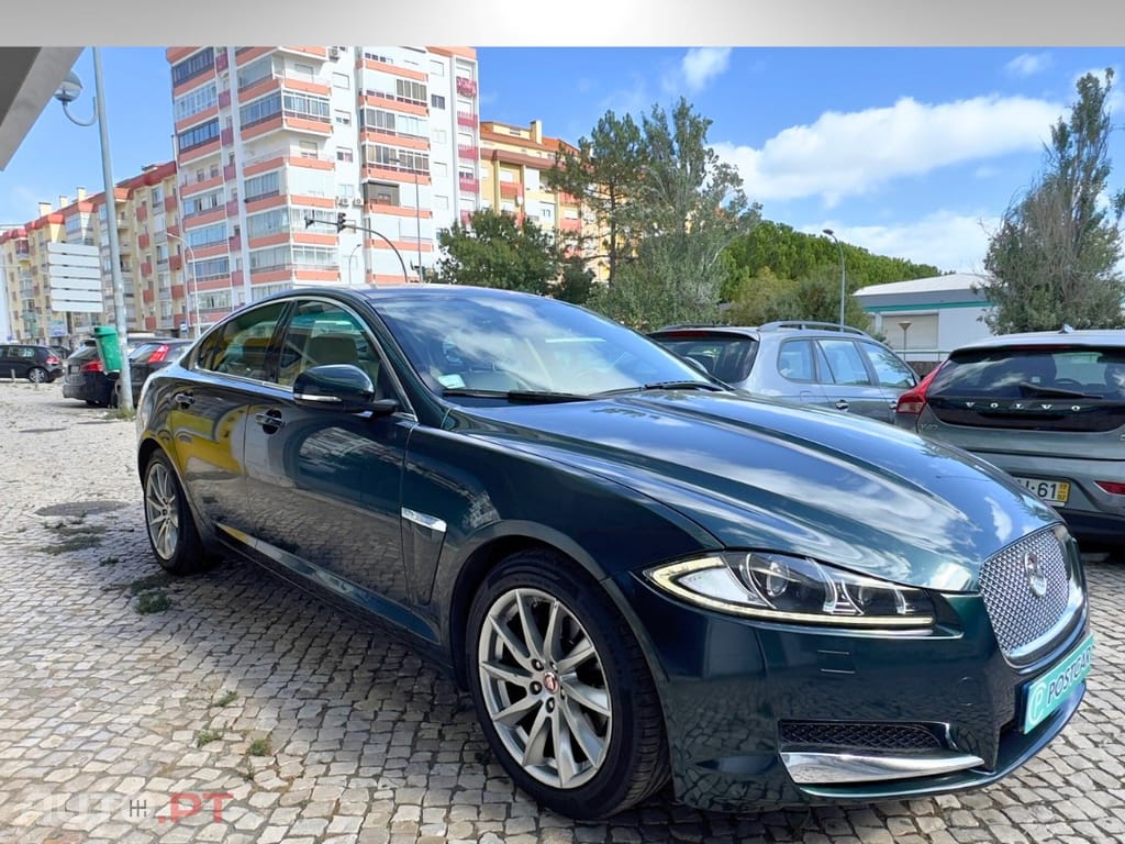 Jaguar XF 2.2 D Luxury