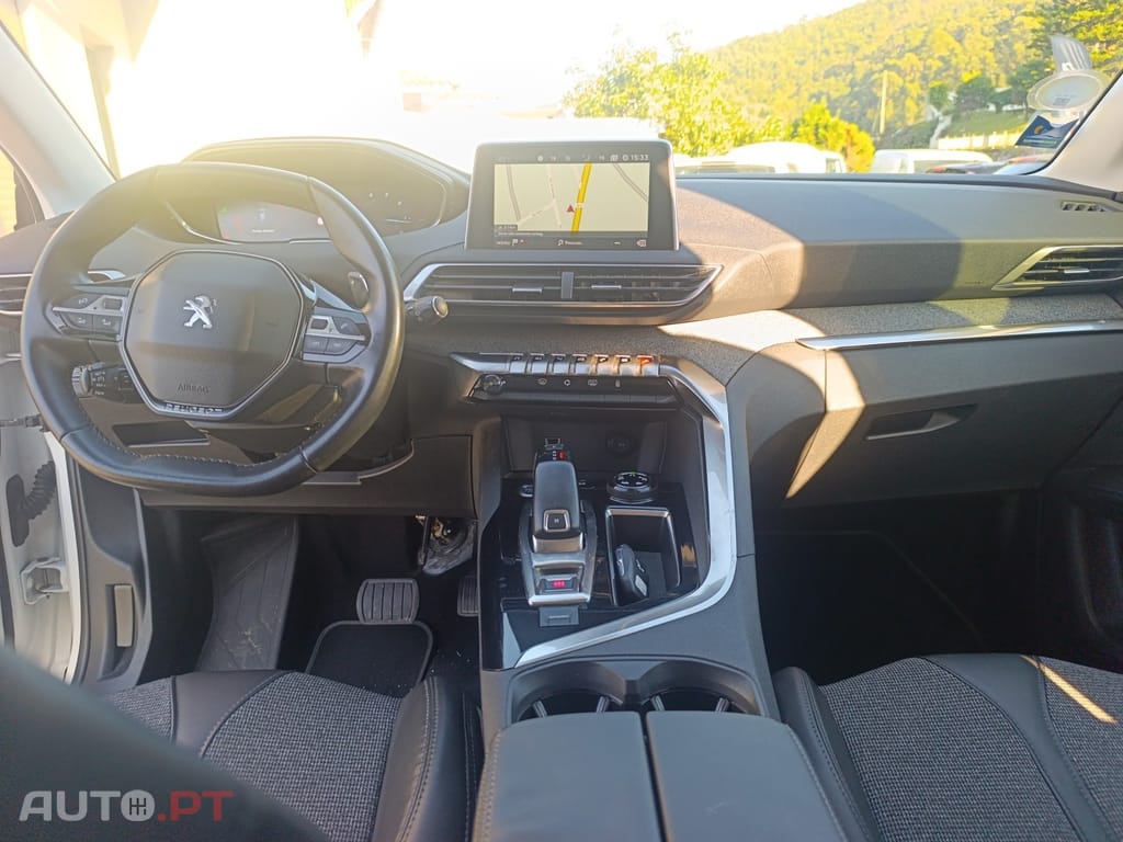 Peugeot 3008 1.6 BlueHDi Allure EAT6 J18