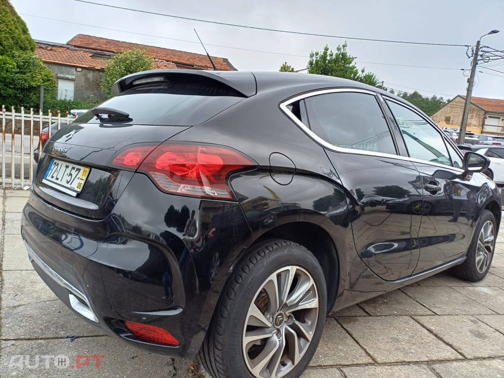 Citroen DS4 1.6 e-HDi So Chic CMP6