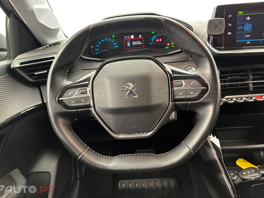 Peugeot E-208 50 kWh Active