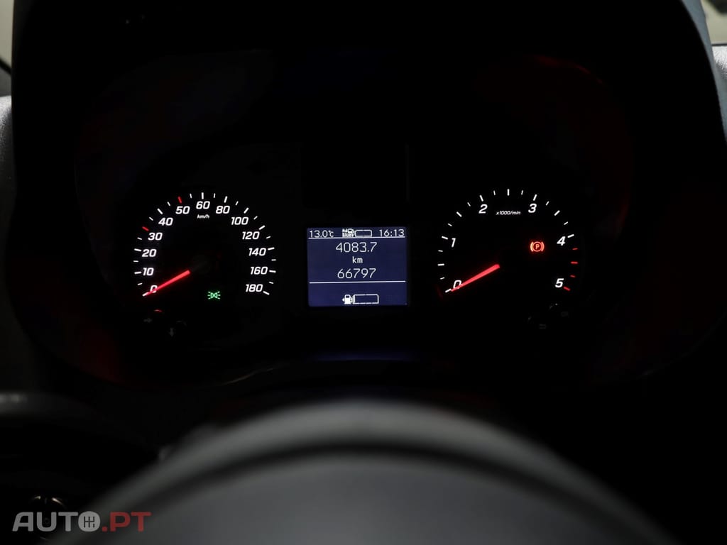 Mercedes-Benz Sprinter 315 CDI/43 Luxo (2+2+2+3)