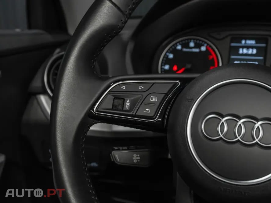 Audi Q2 30 TFSI S line