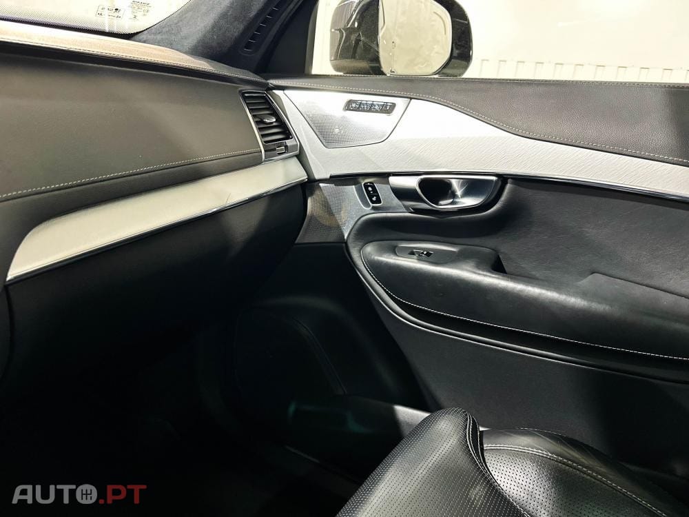 Volvo XC90 T8 AWD Twin Engine Geartronic Inscription