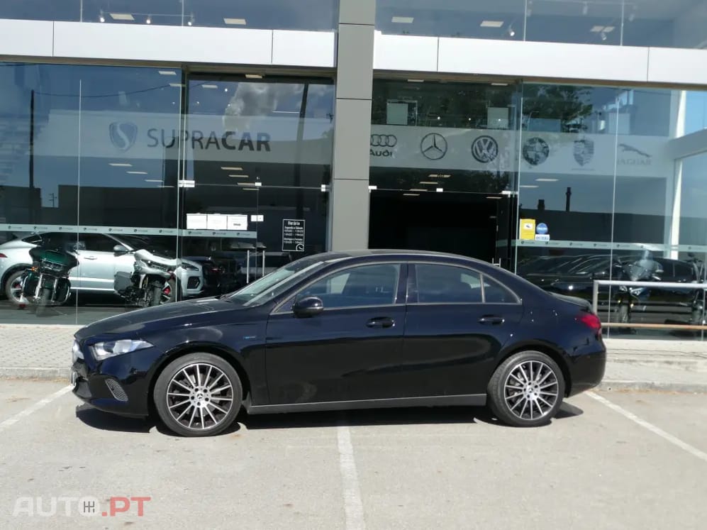 Mercedes-Benz A 250 e