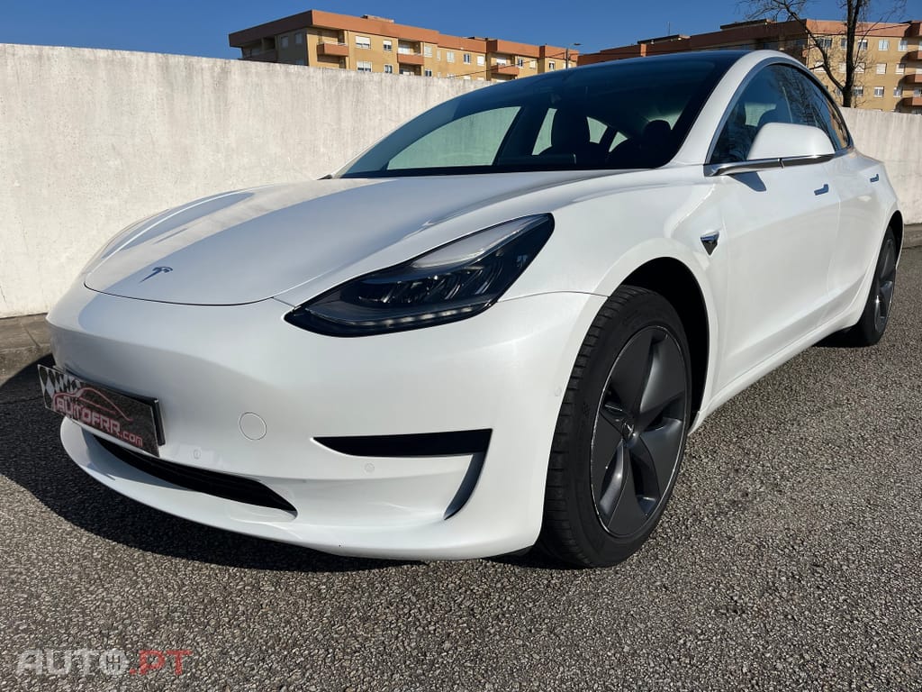 Tesla Model 3 Tração Traseira