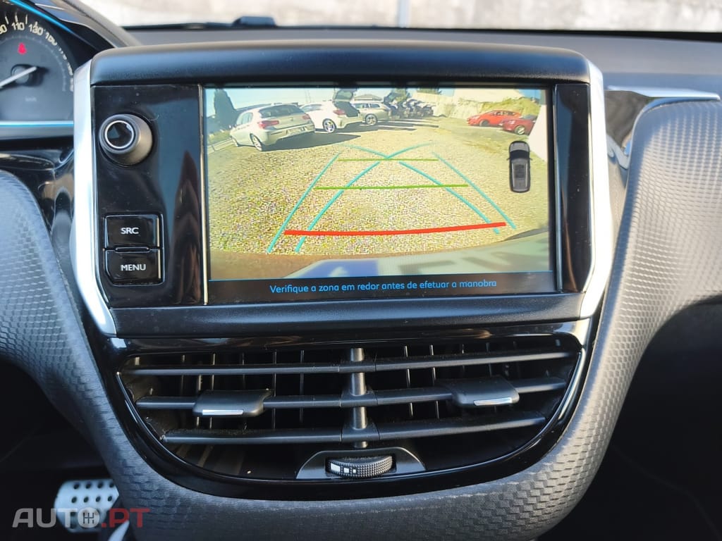 Peugeot 2008 1.2 PureTech Crossway EAT6