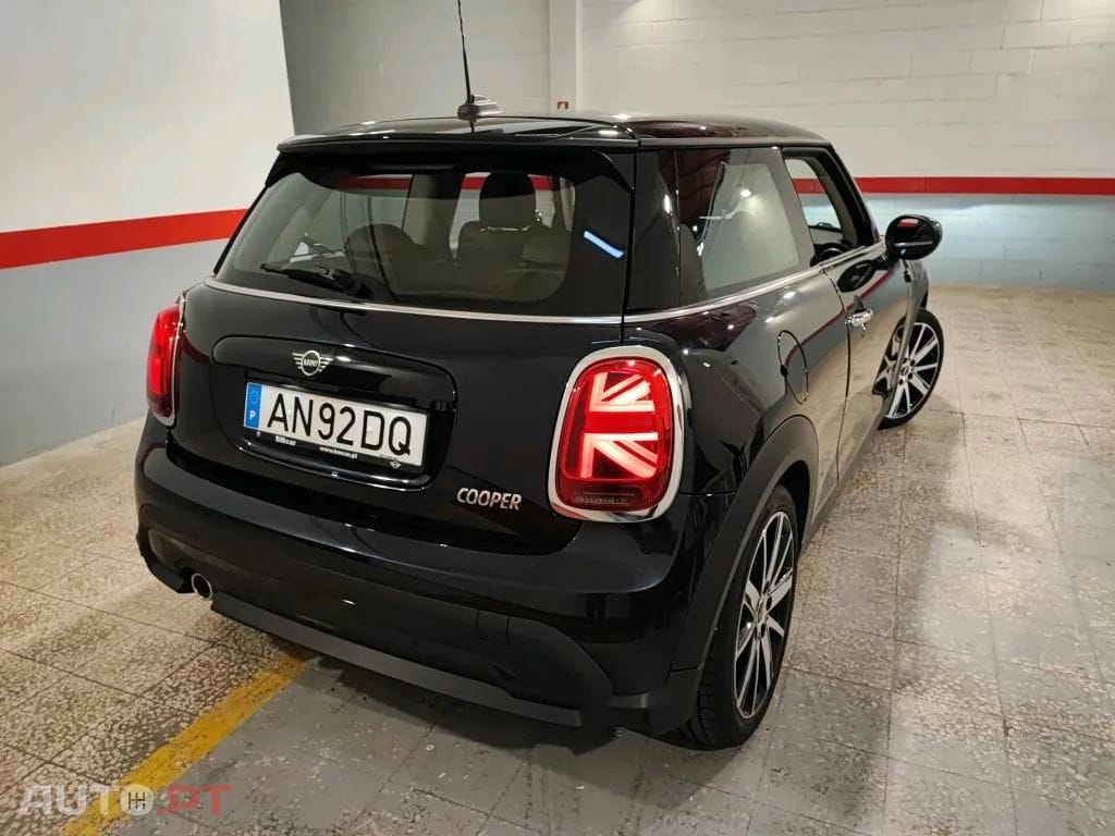 MINI Cooper Cooper Classic Auto