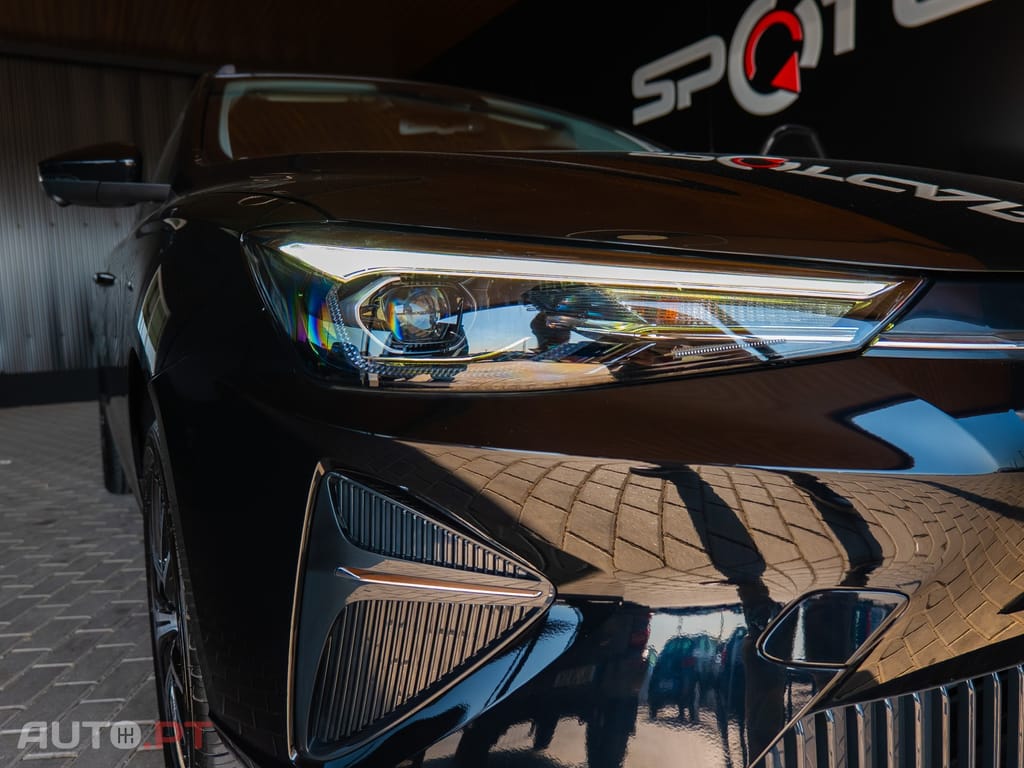 MG MG5 61 kWh Luxury