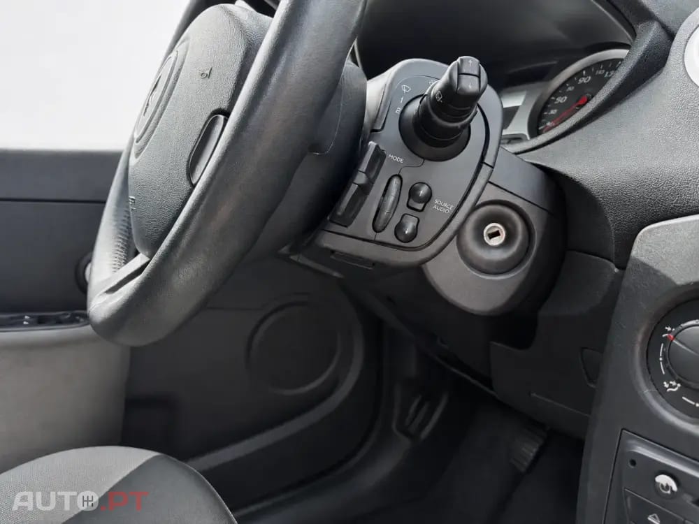 Renault Clio Break 1.2 16V Confort 130g