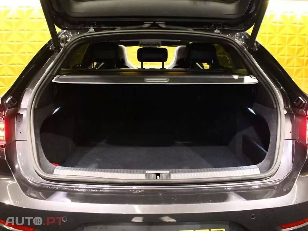 Volkswagen Arteon 2.0 TDI R-Line DSG
