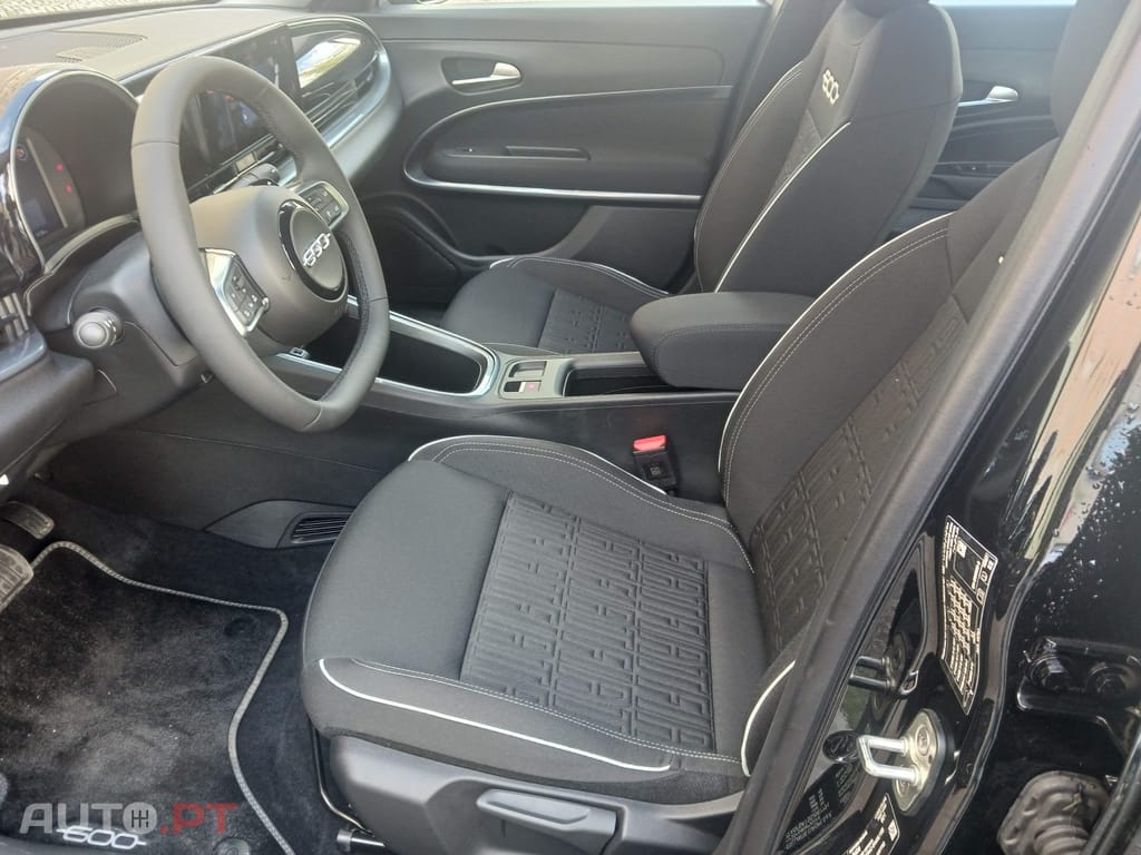 Fiat 600 1.2 Hybrid Icon