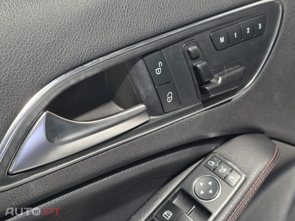 Mercedes-Benz A 220 AMG