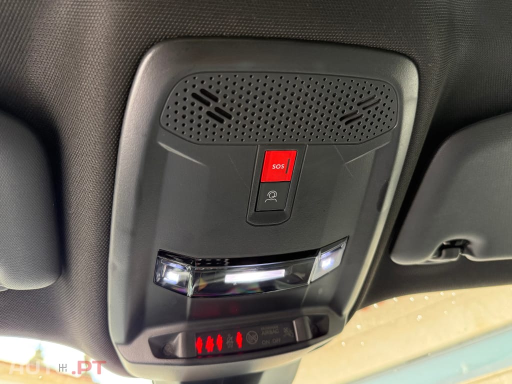 Peugeot 2008 1.2 PureTech GT EAT8