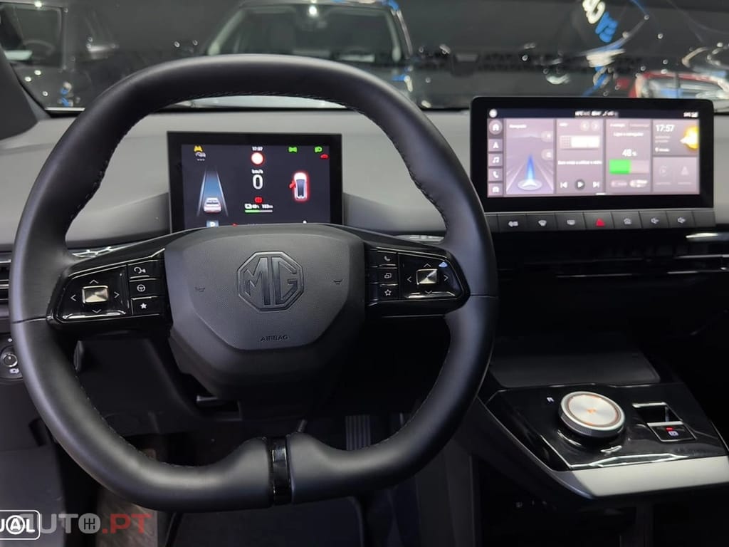 MG MG4 4 Luxury 64 kWh