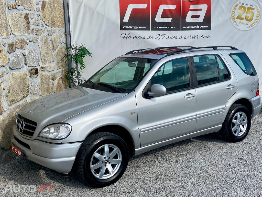 Mercedes-Benz ML 270 CDI 7 Lugares
