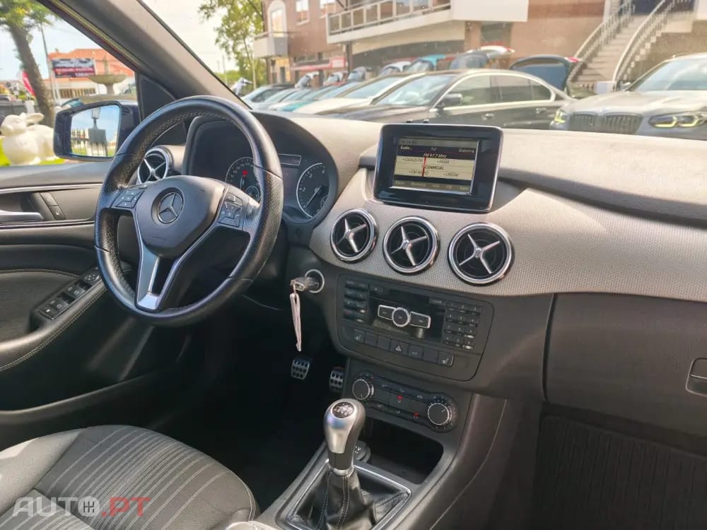 Mercedes-Benz B 200 CDI BlueEFFICIENCY