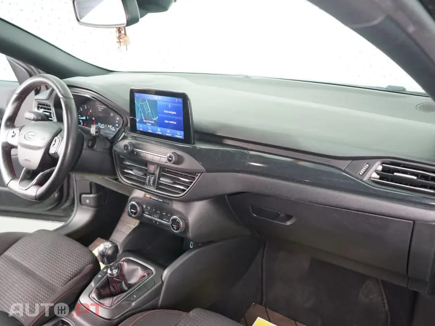 Ford Focus 1.5 TDCi EcoBlue ST-Line