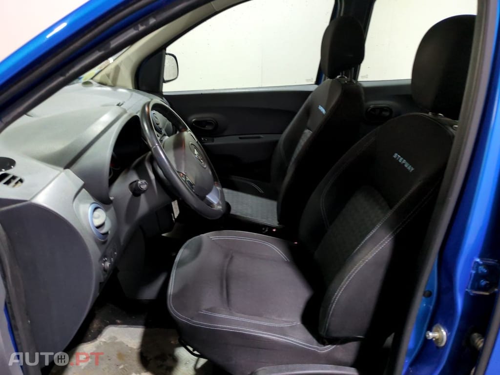 Dacia Lodgy 1.5 dCi Stepway 7L