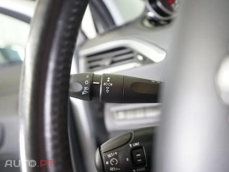 Peugeot 208 1.6 BlueHDi Active