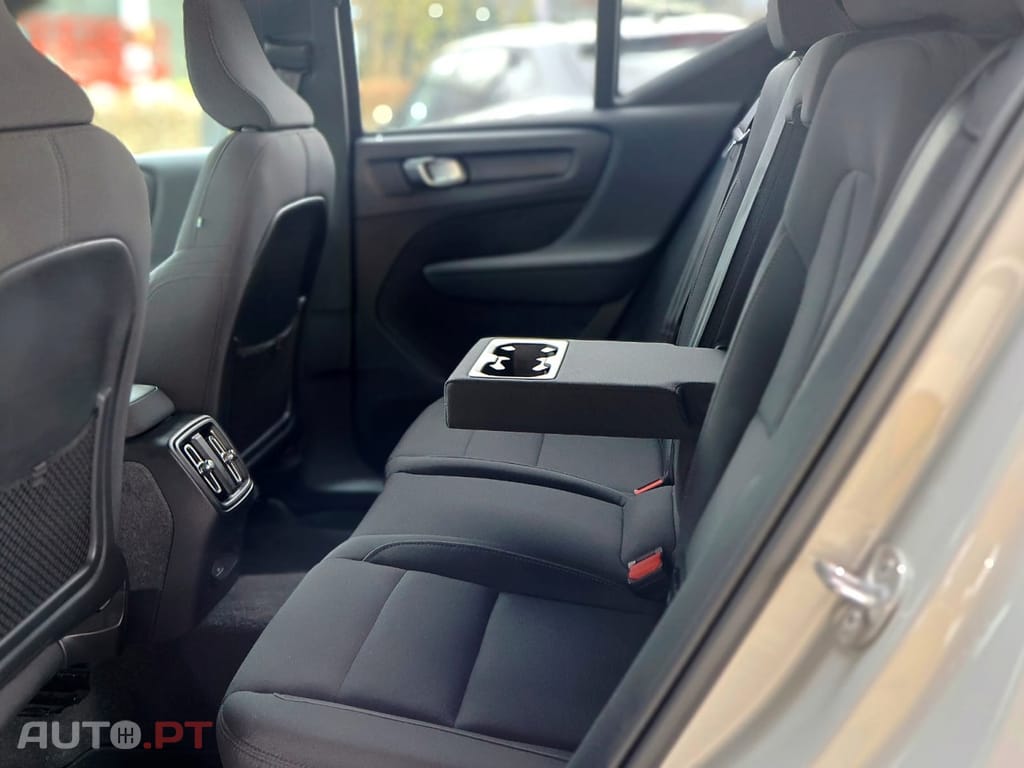 Volvo XC40 Recharge Extended Range Plus