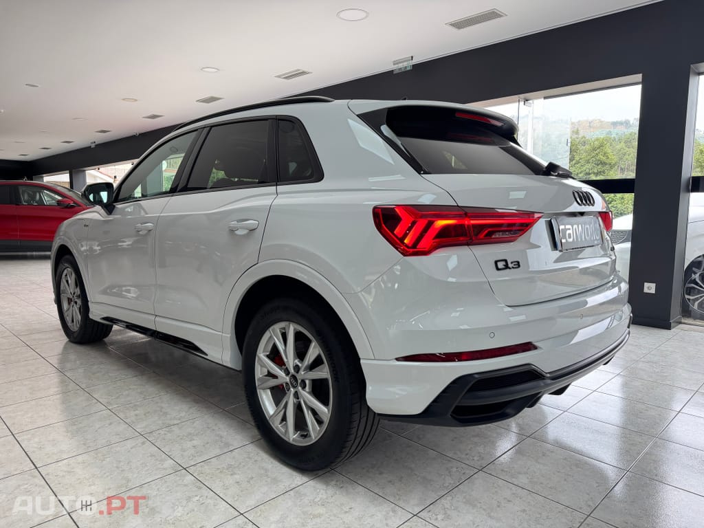 Audi Q3 45 TFSIe S line S tronic