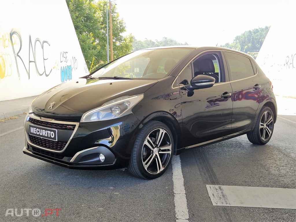 Peugeot 208 Puretech Turbo GT line