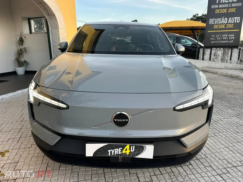 Volvo EX30 69 kWh Single Motor Extended Range Core