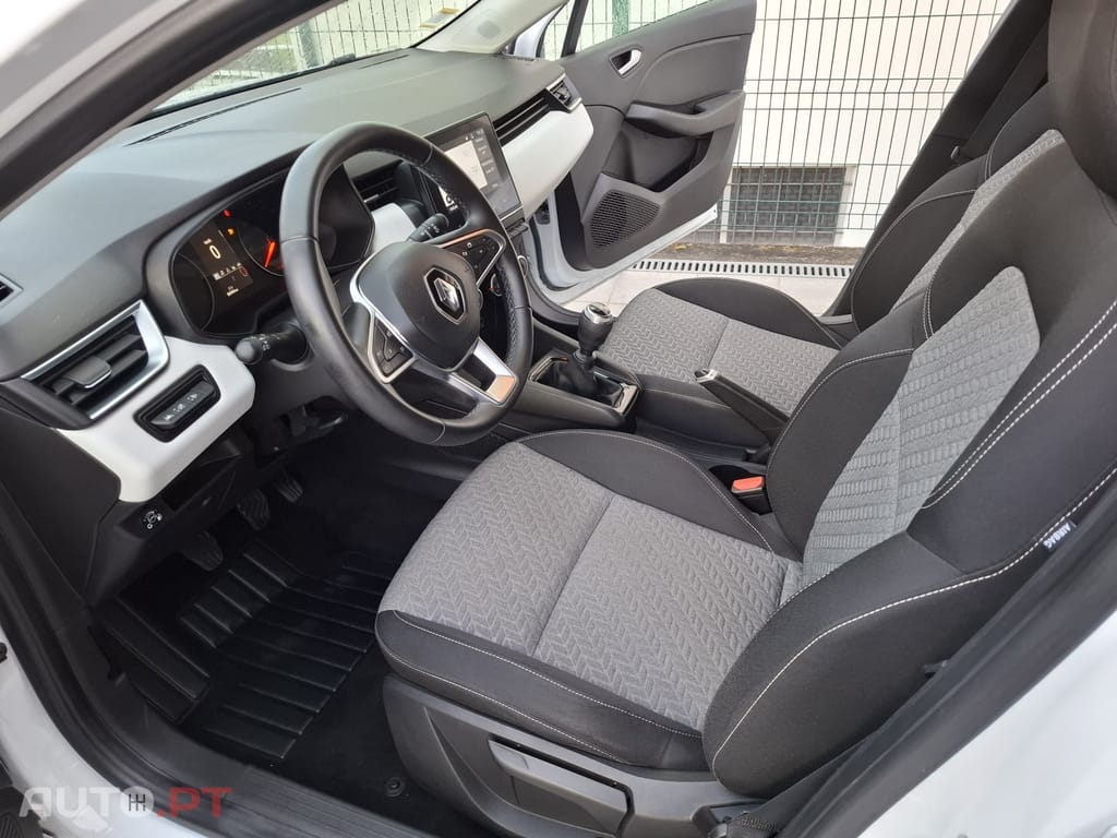 Renault Clio 1.0 TCe Limited Bi-Fuel