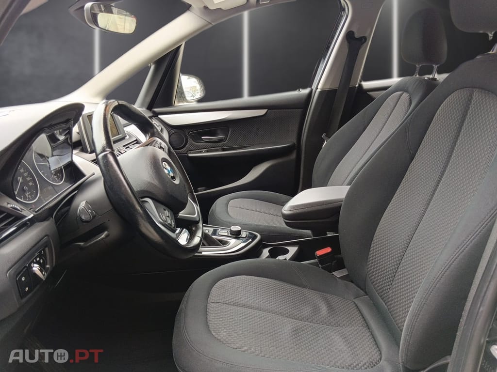 BMW 216 d Aut.