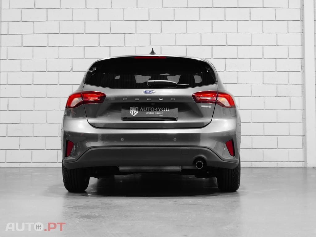 Ford Focus 1.0 EcoBoost MHEV Titanium